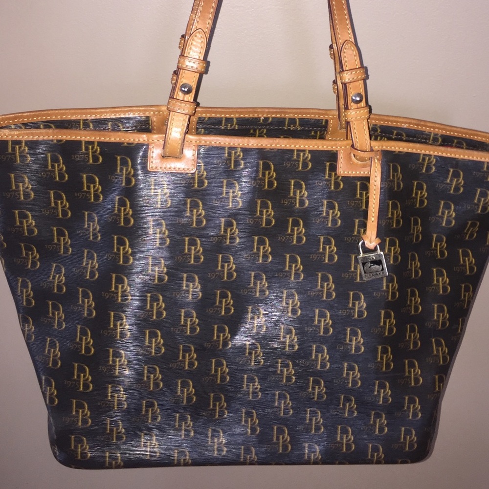 Dooney and Bourke satchel